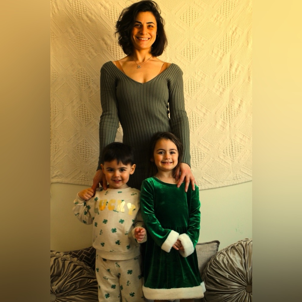 💙🙏🏼Dani’s LIVE! All aboard the Hot Mess Express! @MaeBarrMama! 👩🏻‍🍳💗 - Picture 9 of 15